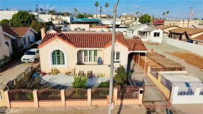 4BR House for Sale in Los Angeles, CA