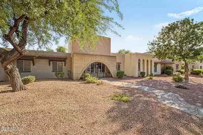 3BR Townhouse for Sale in Phoenix, AZ
