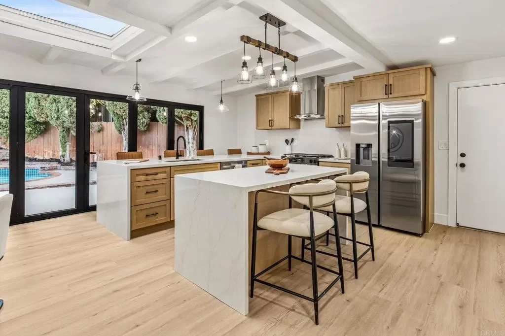 6BR House for Sale in San Diego, CA