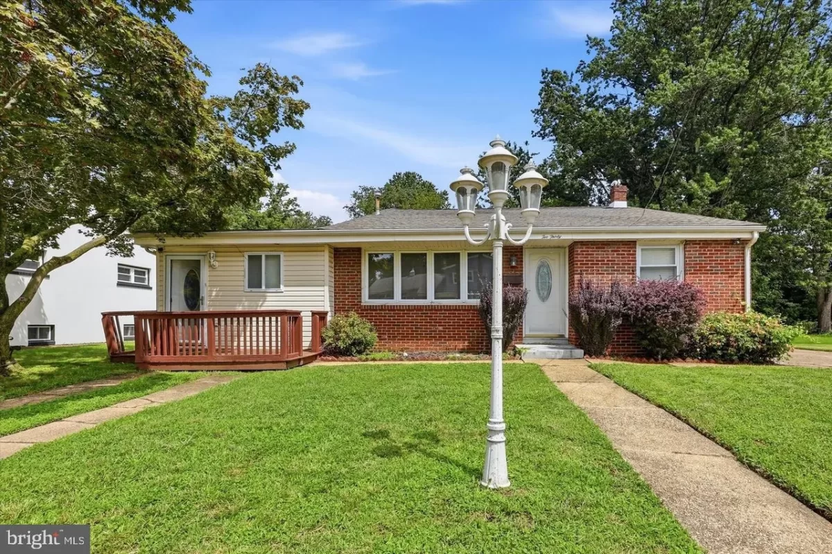 4BR House for Sale in Mount Ephraim, NJ