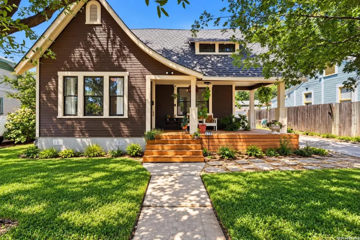 2BR House for Sale in San Antonio, TX