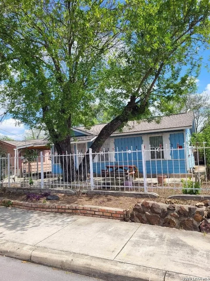 3BR House for Sale in San Antonio, TX
