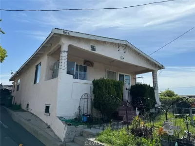 5BR Multi-Family for Sale in City Terrace, CA
