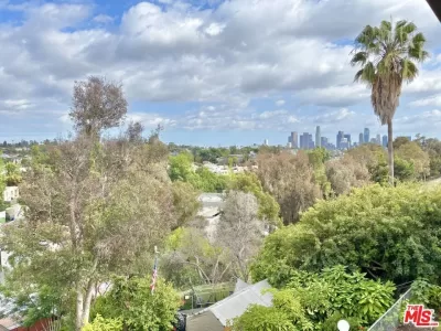 2BR Apartment for Rent in Los Angeles, CA