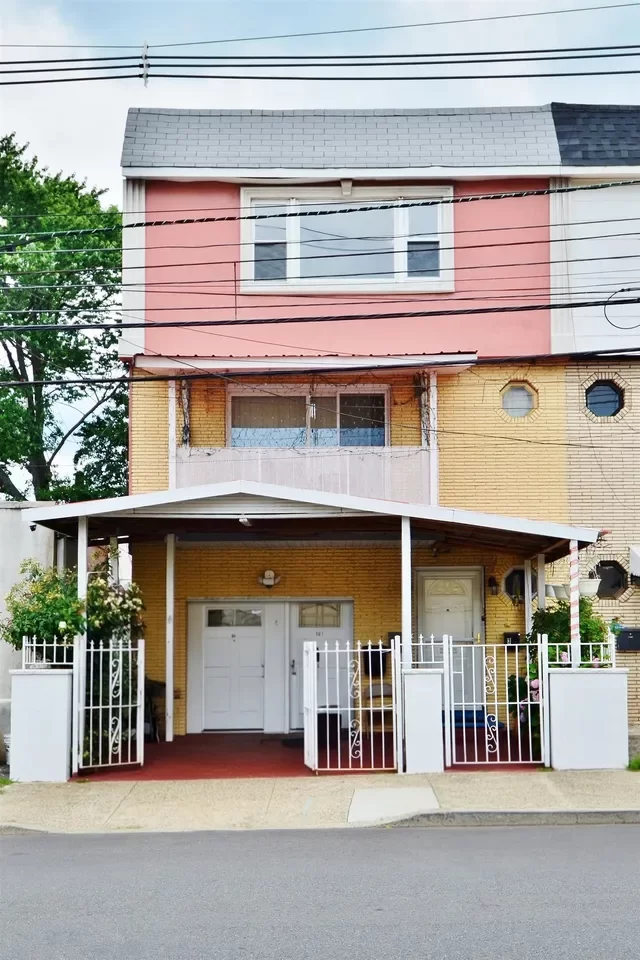 3BR Multi-Family for Rent in Jersey City, NJ