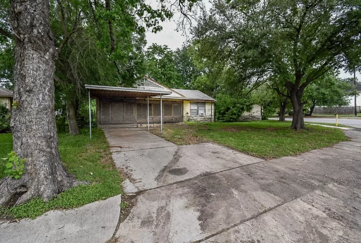 2BR House for Sale in Houston, TX