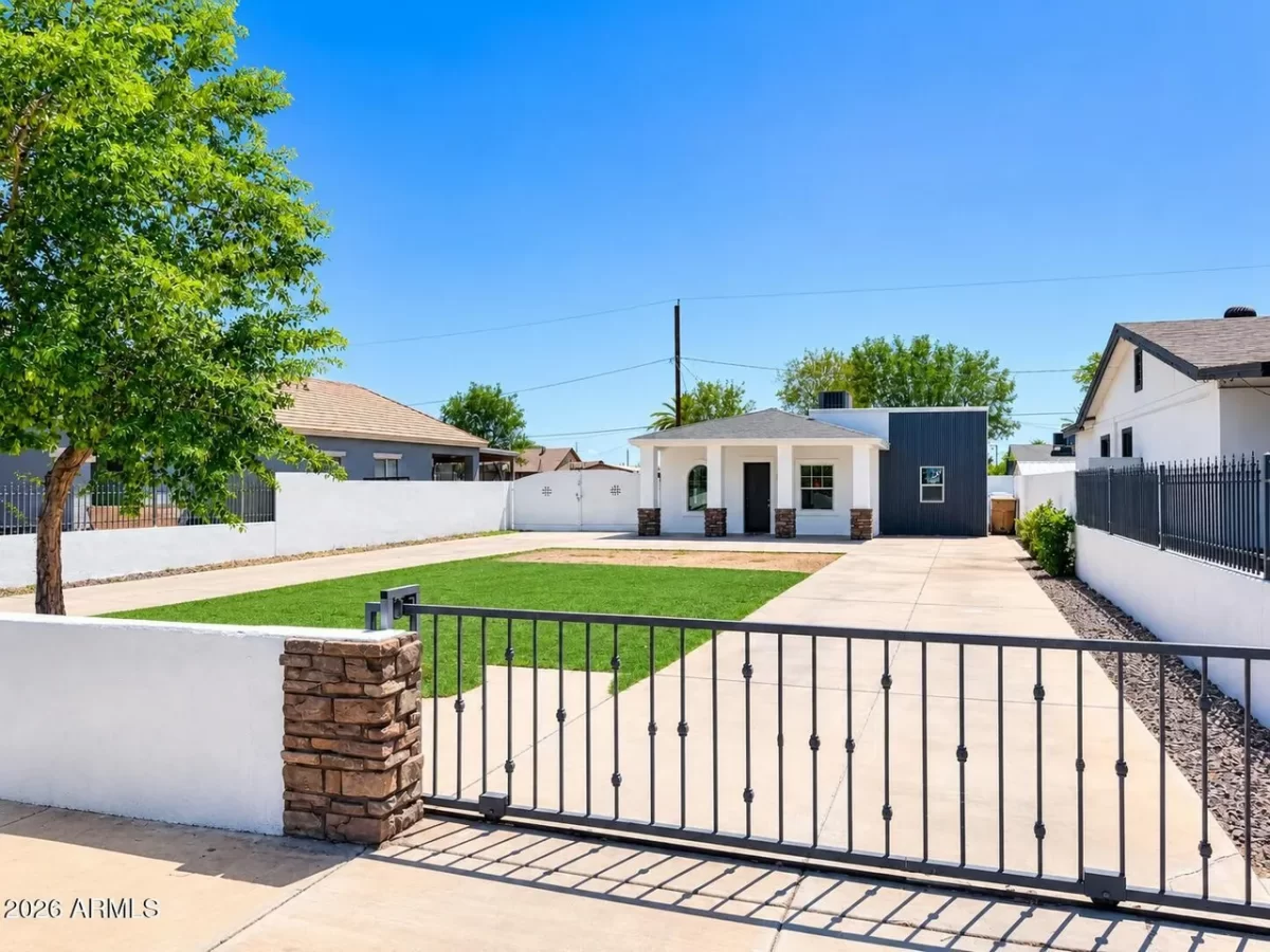 3BR House for Sale in Phoenix, AZ