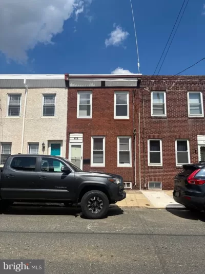 3BR Townhouse for Sale in Philadelphia, PA