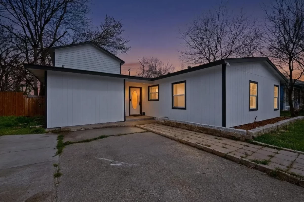 6BR House for Sale in Dallas, TX