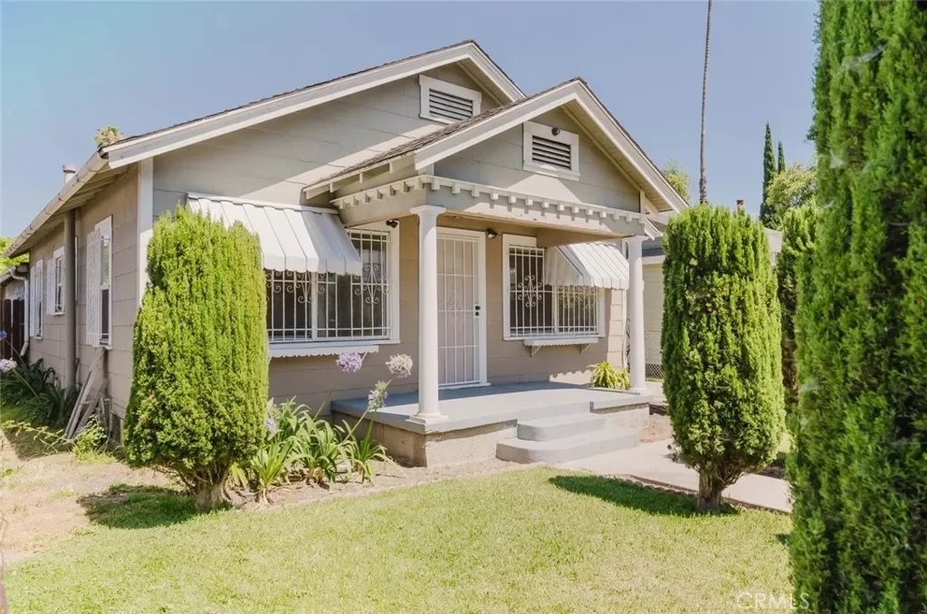 3BR House for Sale in Los Angeles, CA