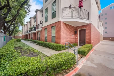 3BR Condo for Rent in Dallas, TX