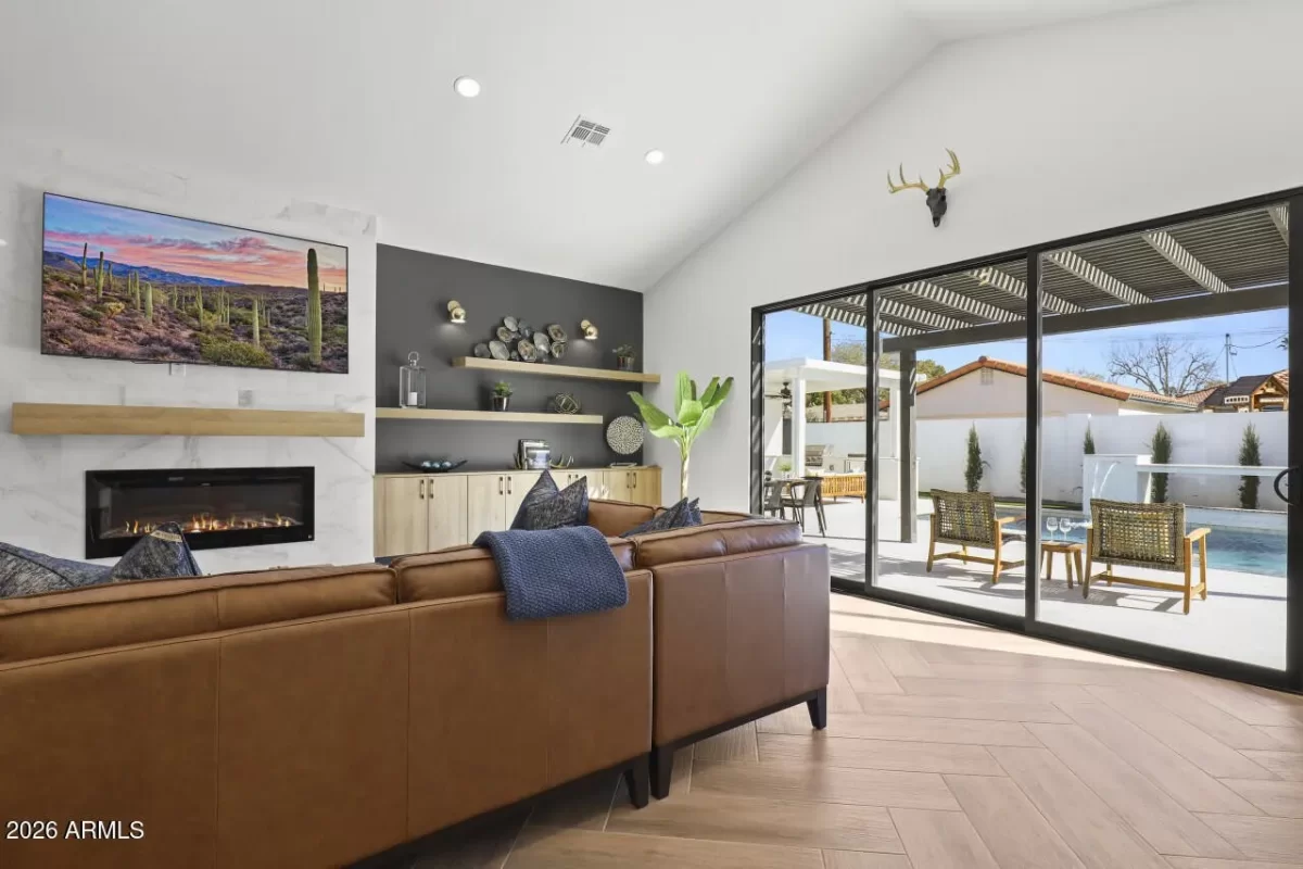4BR House for Sale in Phoenix, AZ