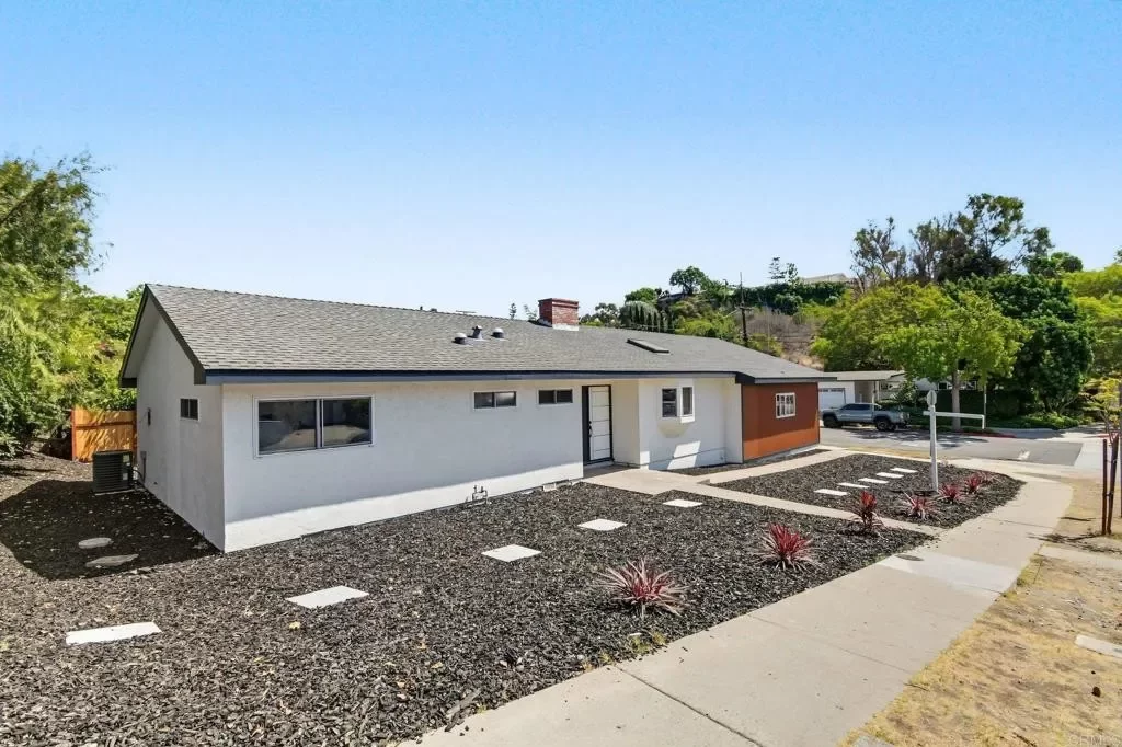 4BR House for Sale in San Diego, CA