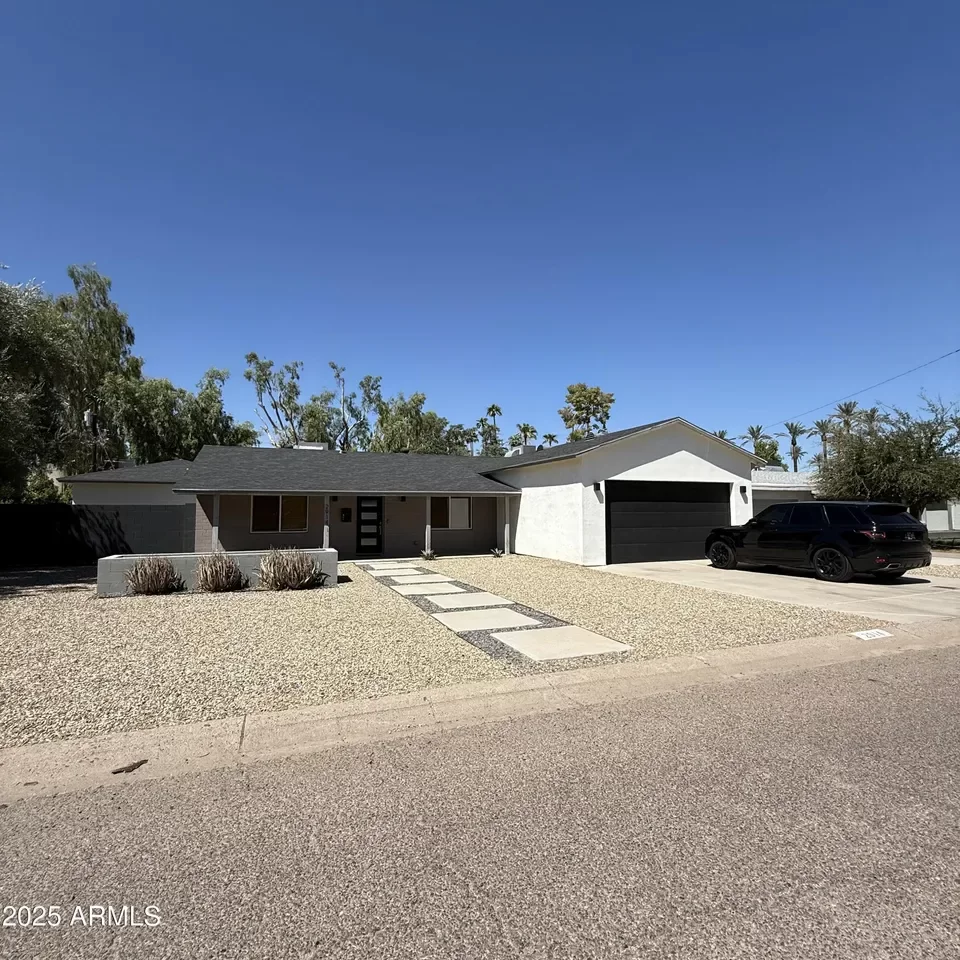 4BR House for Rent in Phoenix, AZ