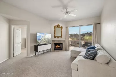 2BR Condo for Sale in Phoenix, AZ