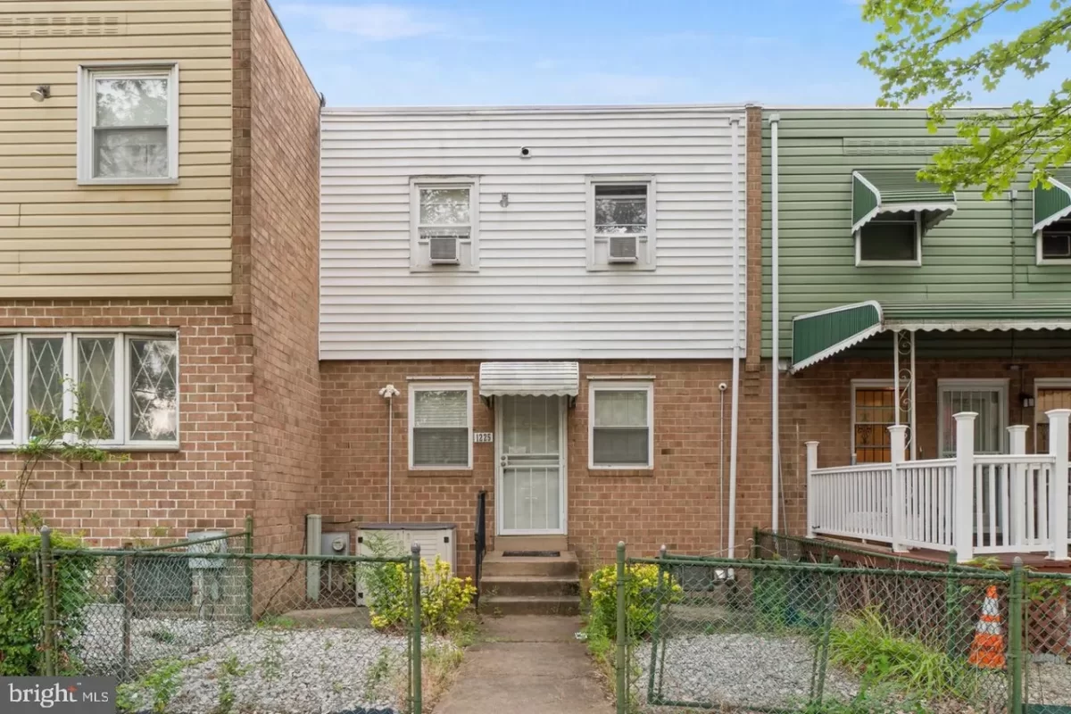 3BR Townhouse for Rent in Philadelphia, PA