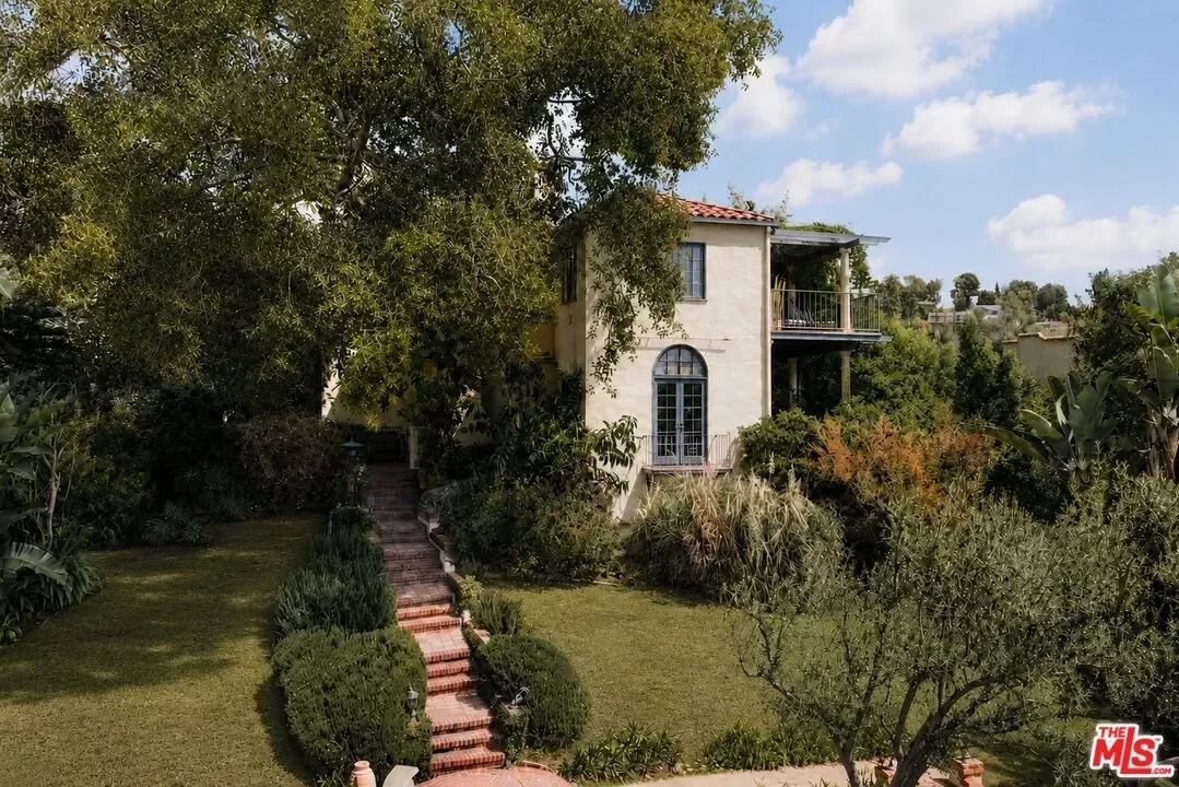 5BR House for Sale in Los Angeles, CA