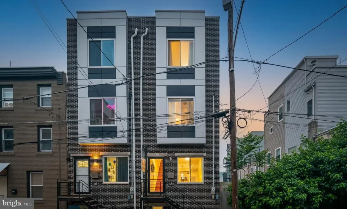3BR Townhouse for Sale in Philadelphia, PA
