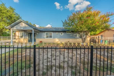 4BR House for Sale in San Antonio, TX