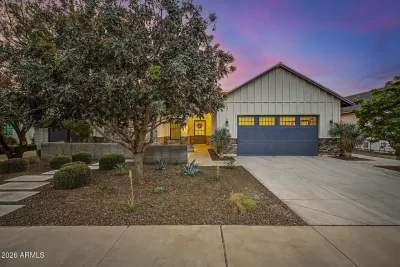 4BR House for Sale in Phoenix, AZ