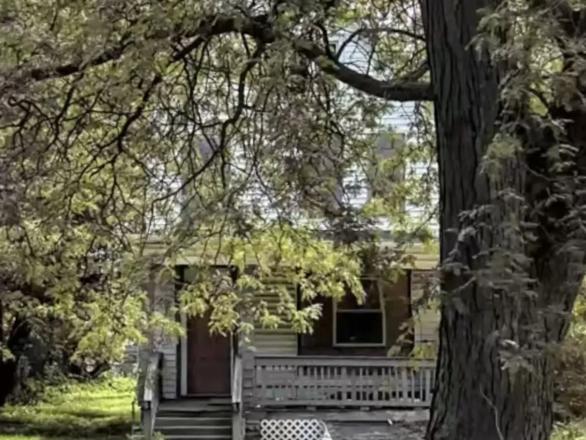 4BR House for Sale in Chicago, IL