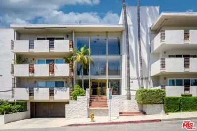 2BR Condo for Sale in Toluca Lake, CA
