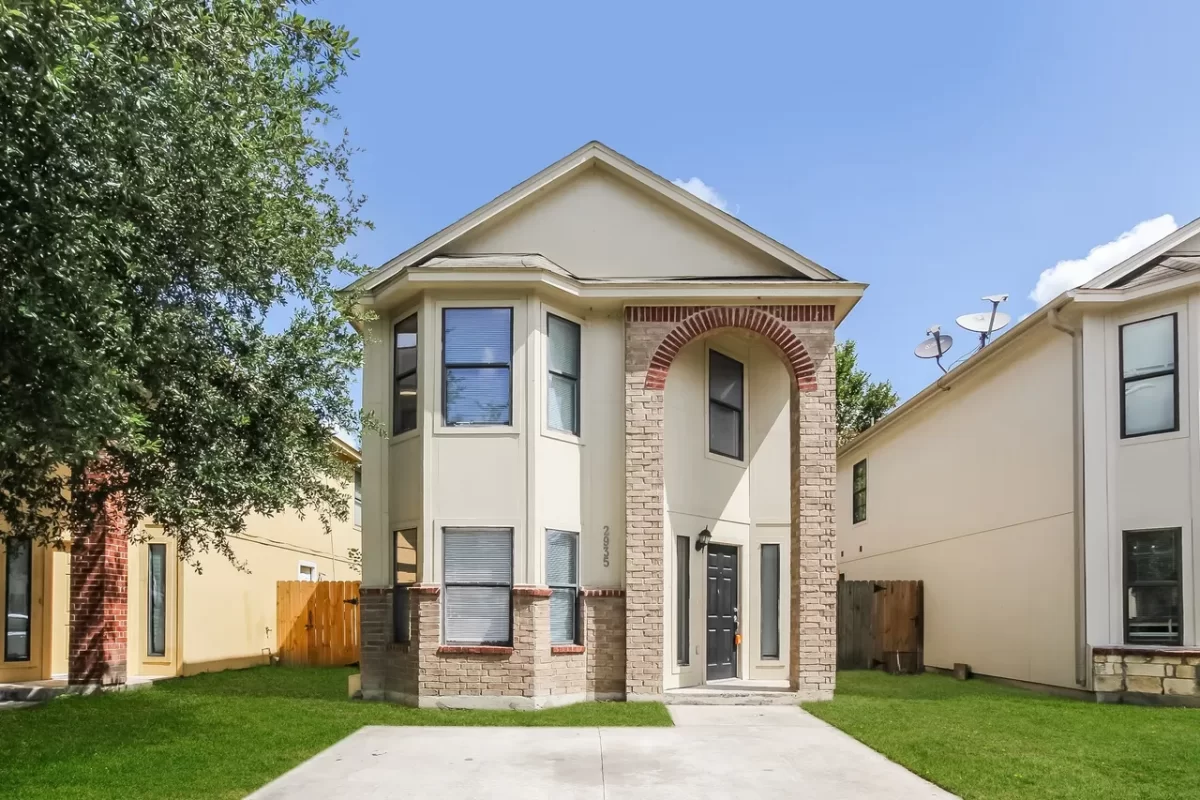 5BR House for Rent in Houston, TX
