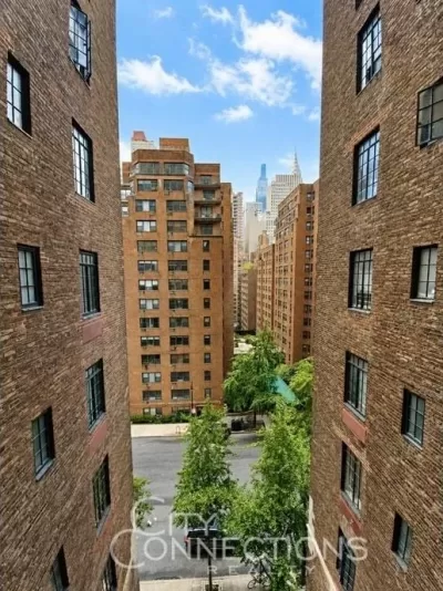 Condo for Sale in New York, NY