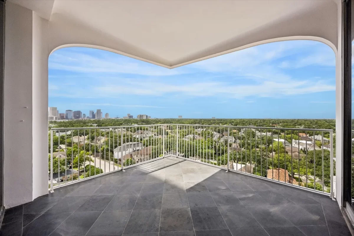 2BR Condo for Sale in Houston, TX