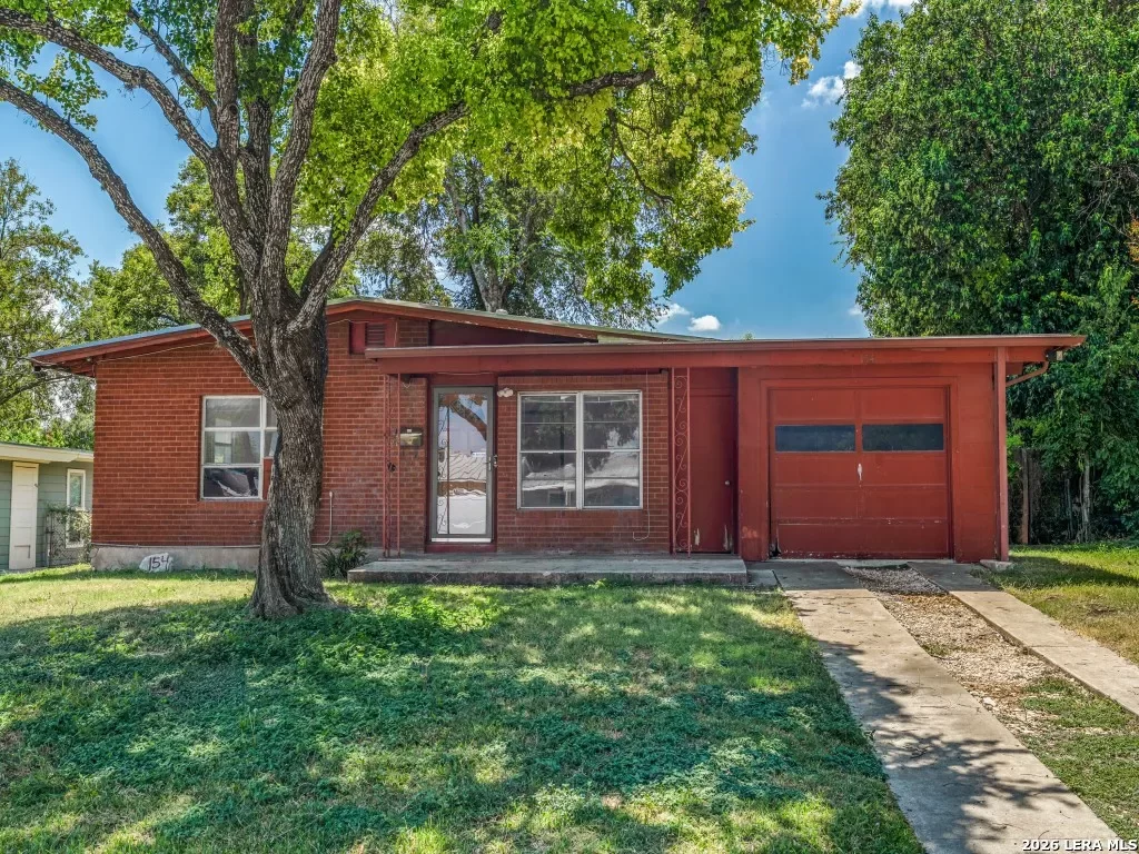 3BR House for Sale in San Antonio, TX