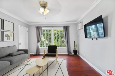 2BR Townhouse for Rent in Los Angeles, CA