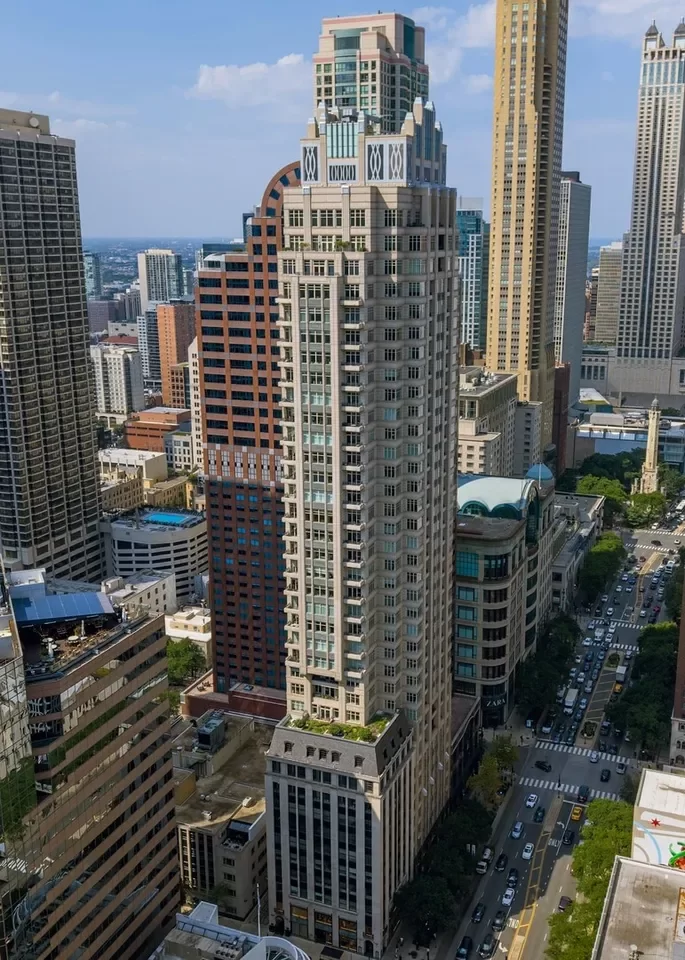 2BR Condo for Sale in Chicago, IL