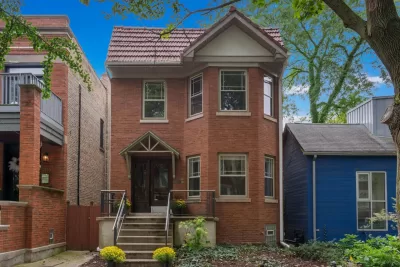 6BR Multi-Family for Sale in Chicago, IL