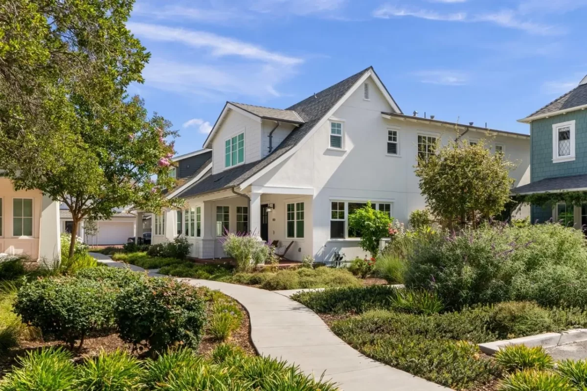 5BR House for Sale in Los Gatos, CA
