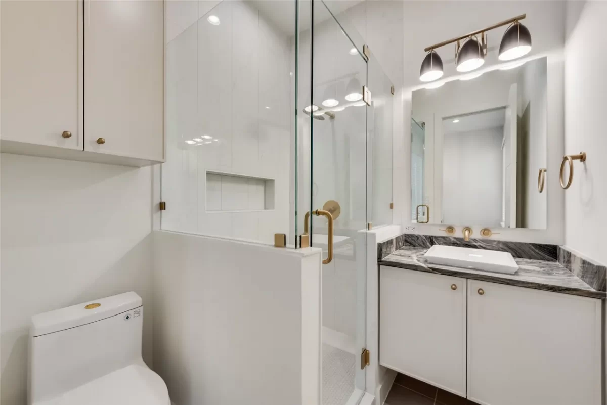 5BR House for Sale in Dallas, TX