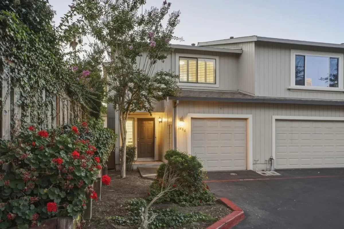 2BR Townhouse for Sale in Santa Clara, CA