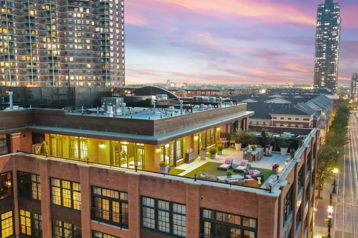 2BR Condo for Sale in Jersey City, NJ