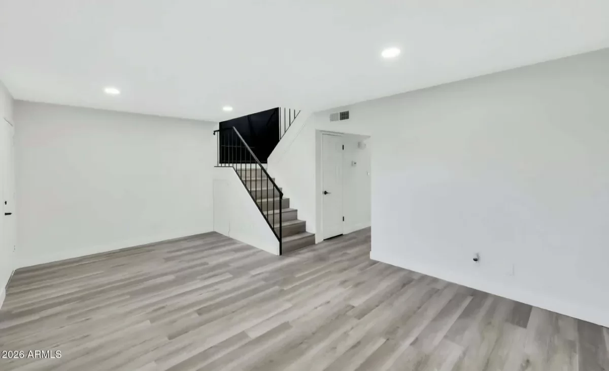 3BR Townhouse for Sale in Glendale, AZ