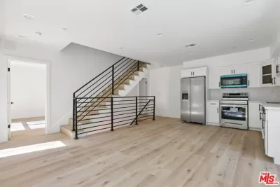 5BR Townhouse for Rent in Los Angeles, CA