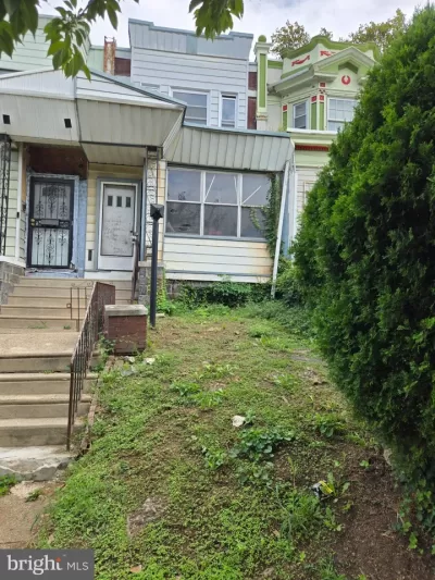 4BR Townhouse for Sale in Philadelphia, PA
