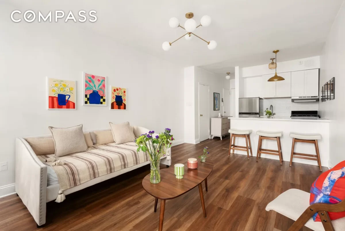 Condo for Sale in Manhattan, NY