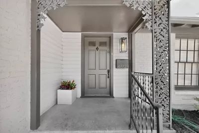 2BR House for Rent in Dallas, TX