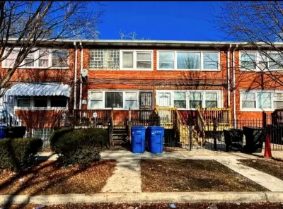 2BR House for Rent in Chicago, IL