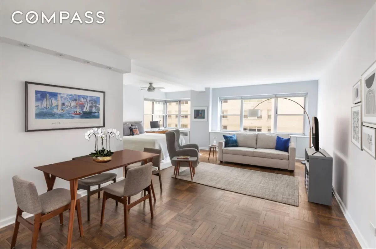 Condo for Sale in Manhattan, NY