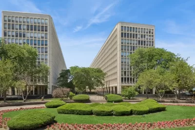 2BR Condo for Sale in Chicago, IL