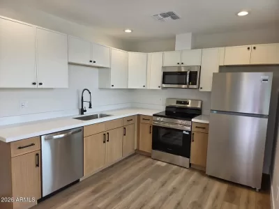 2BR Apartment for Rent in Phoenix, AZ