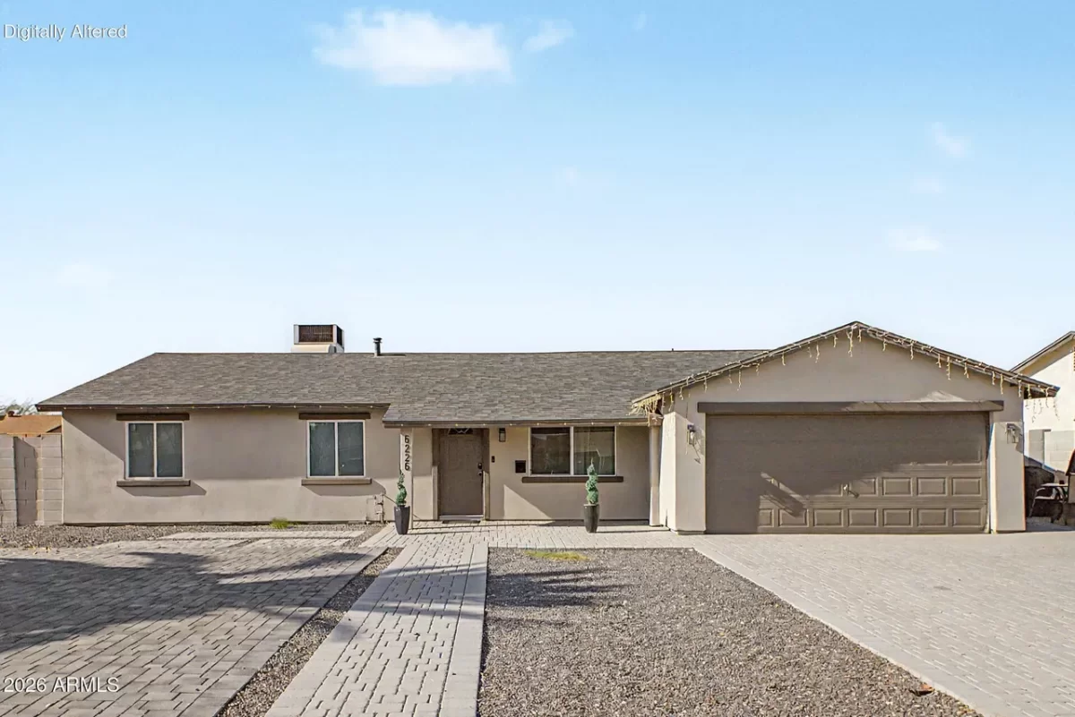 4BR House for Sale in Phoenix, AZ
