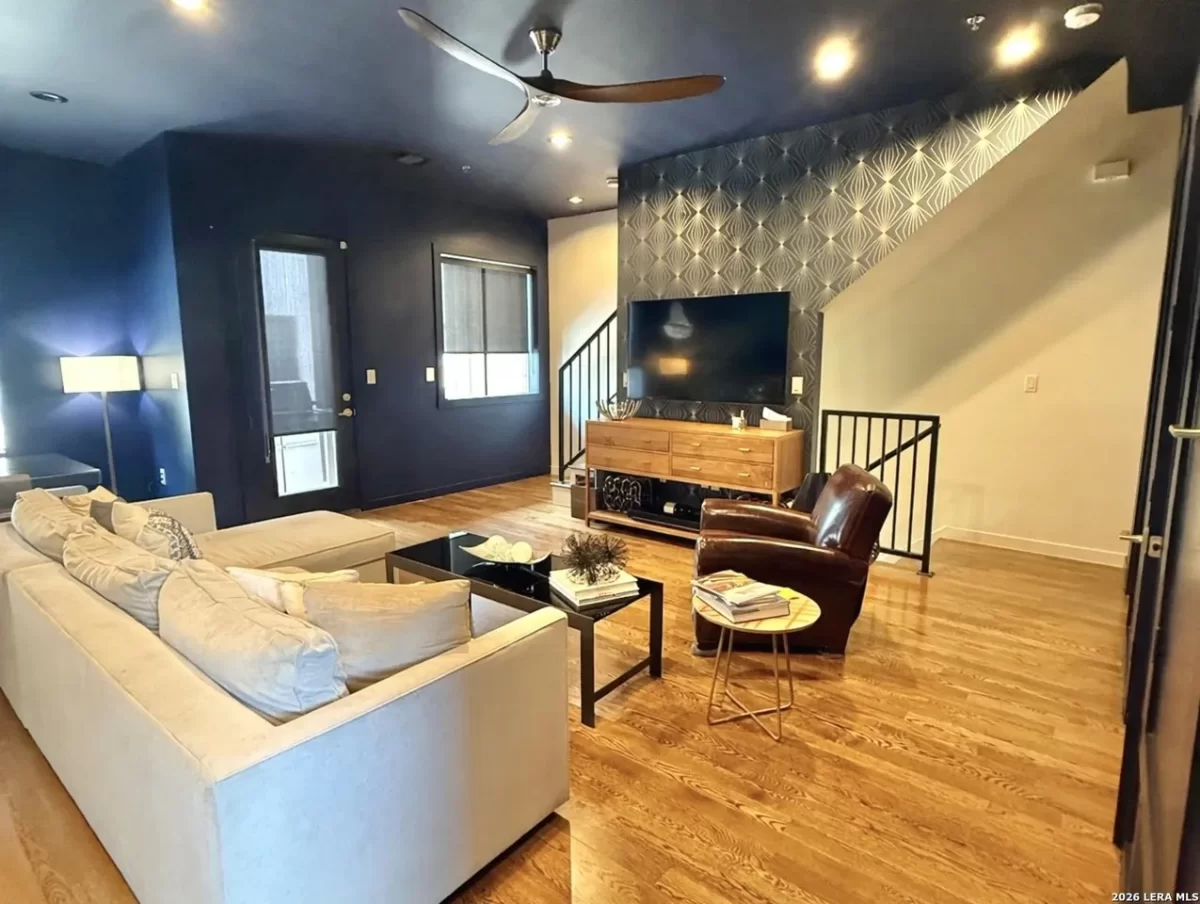 2BR House for Sale in San Antonio, TX