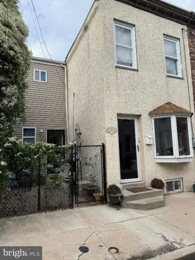 2BR Townhouse for Sale in Philadelphia, PA