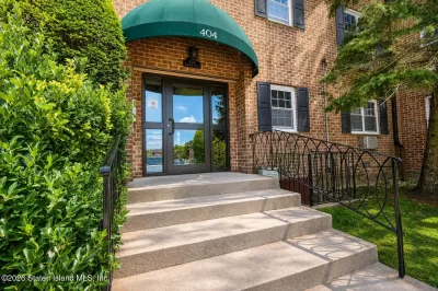 1BR House for Sale in Staten Island, NY